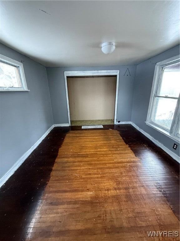 40 B St - Photo 4 of 18