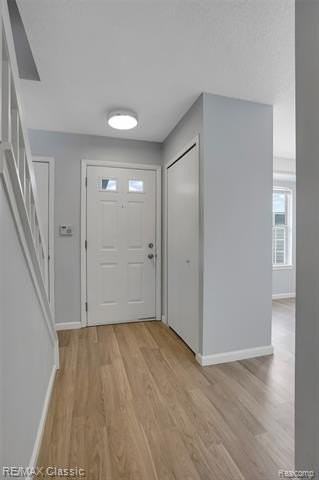 41498 Cornell Dr - Photo 3 of 35