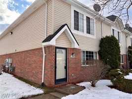 featured image of 29762 Beverly Ln