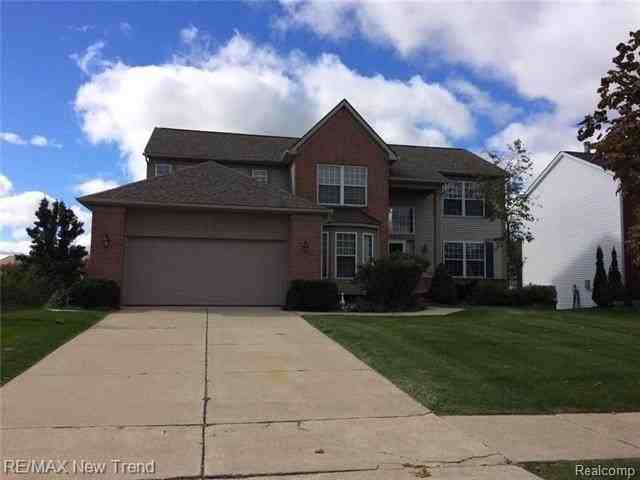 2315 Boulder Ridge Blvd - Photo 2 of 19