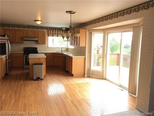 2315 Boulder Ridge Blvd - Photo 3 of 19