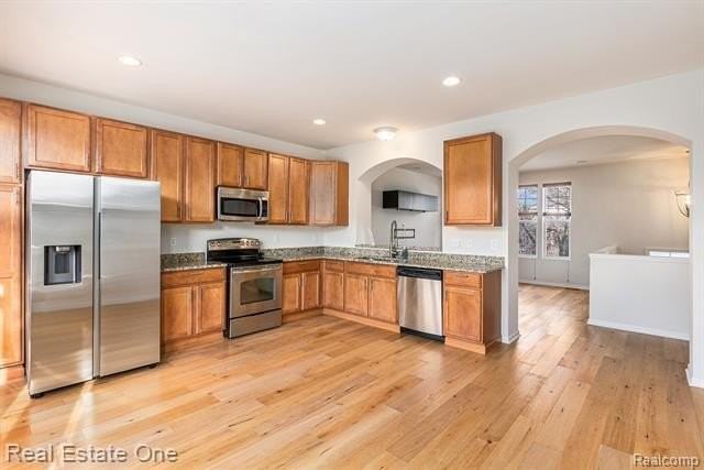 27999 Middleton Dr - Photo 6 of 25