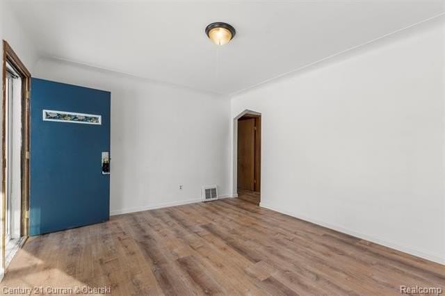 3081 Pardee Ave - Photo 4 of 16