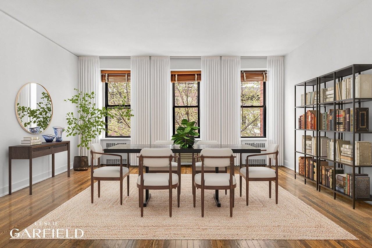 121 E 61st St - Photo 5 of 10