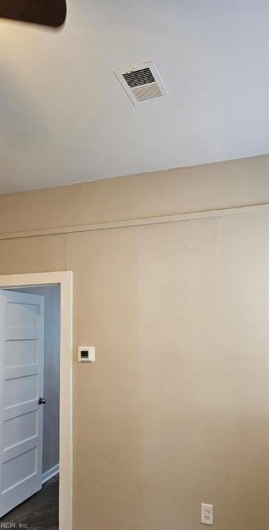 3313 Downes St - Photo 4 of 4