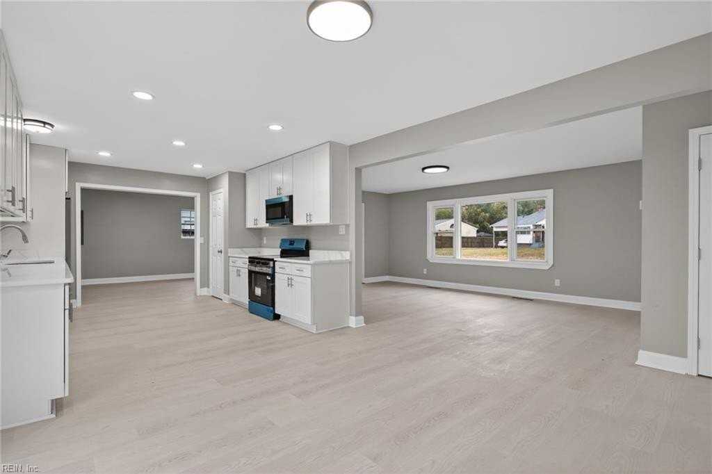 416 Kellam Rd - Photo 5 of 20