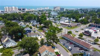 598 Pinewood Dr #202 - Photo 1 of 1