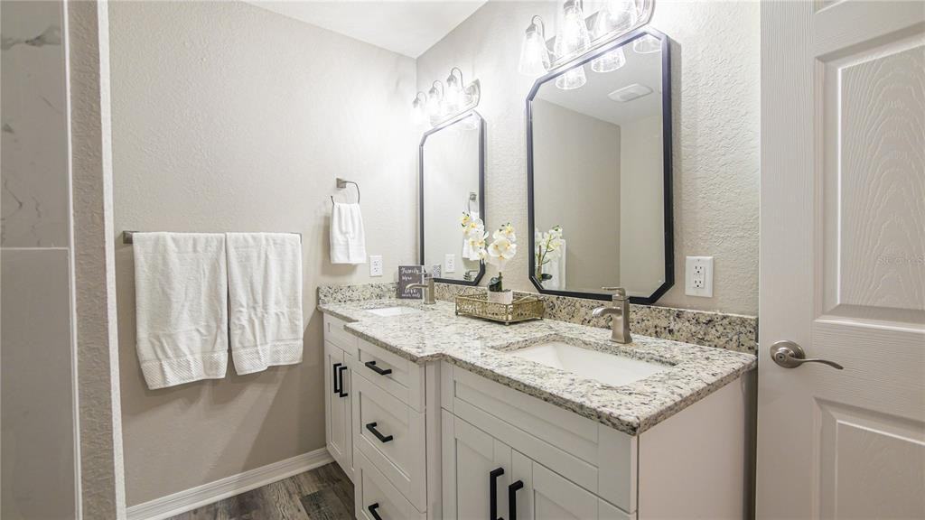 13572 Se 102nd Ct - Photo 5 of 27