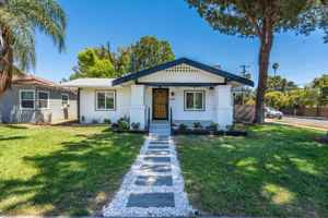 featured image of 2105 Genevieve St