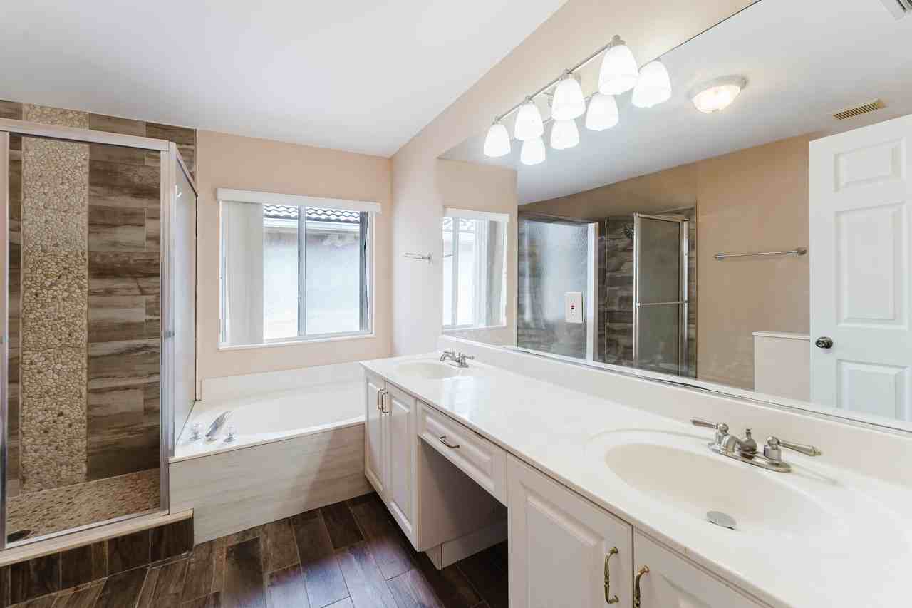 4015 Banyan Trails Dr - Photo 6 of 13