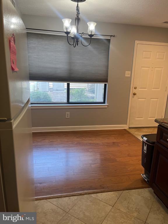 505 Gregorys Way - Photo 5 of 12