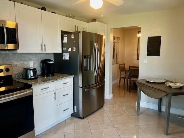 3755 Via Poinciana #304 - Photo 3 of 37