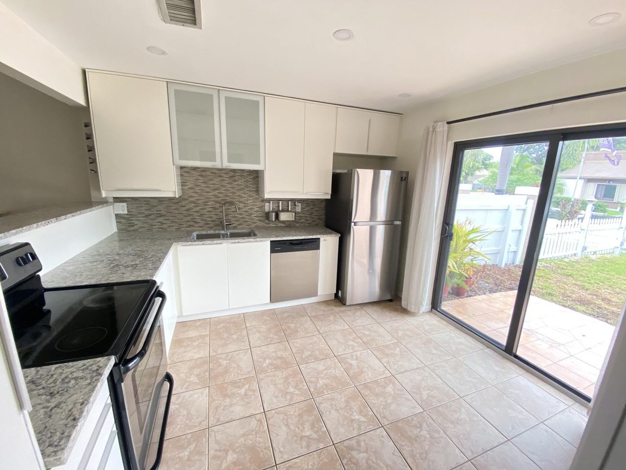 6729 Nw 29th Way - Photo 4 of 20