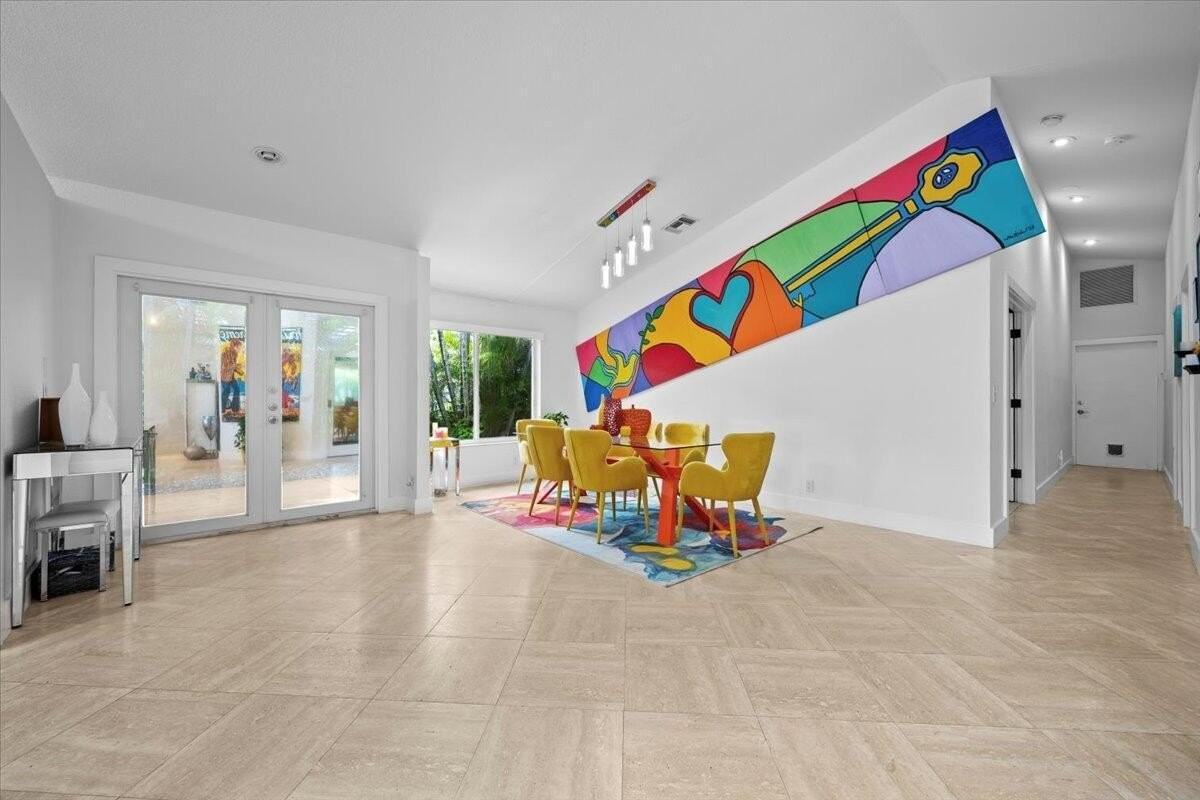 5534 Ainsley Ct - Photo 3 of 35