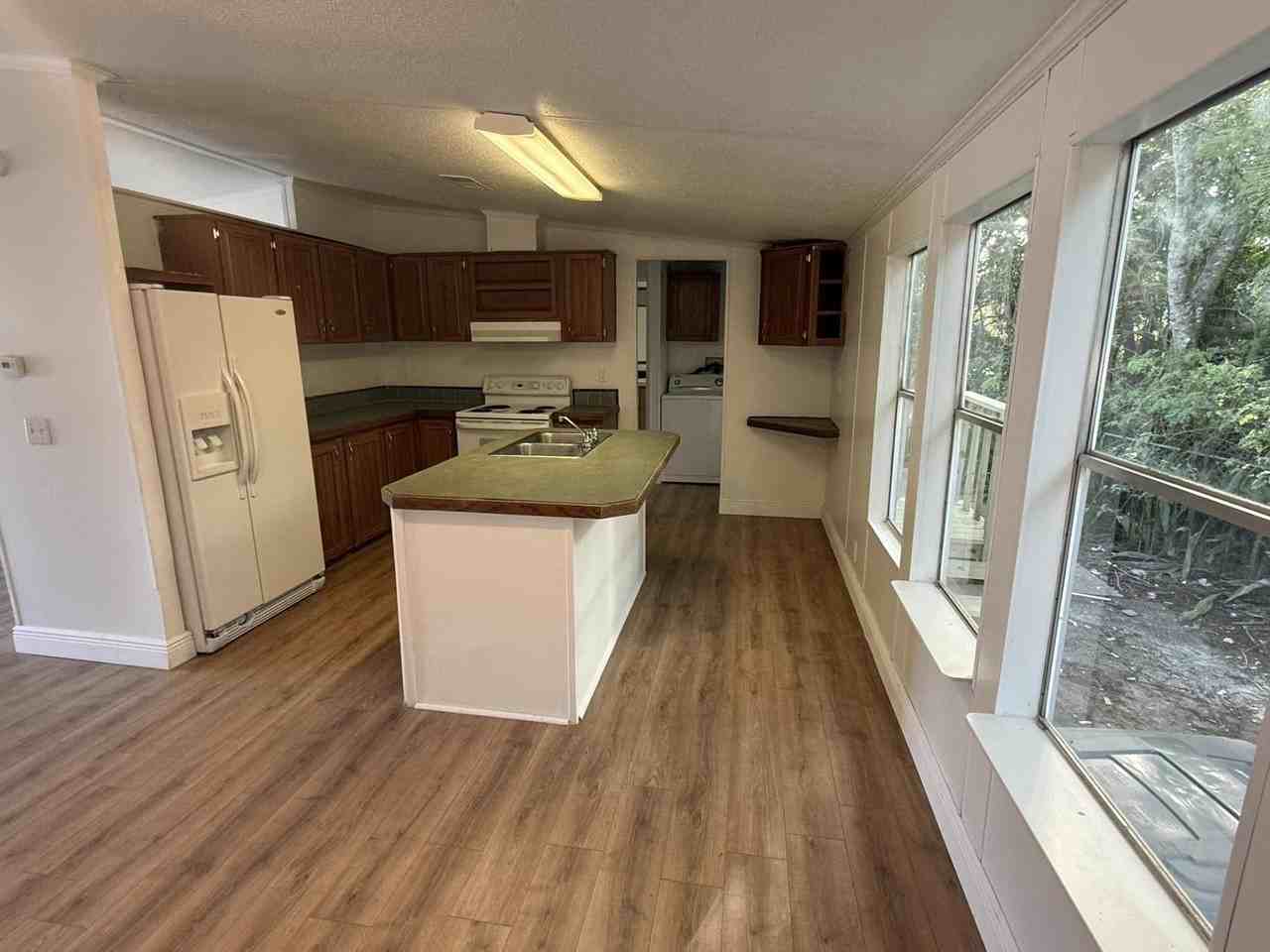 12002 Sandalfoot Blvd W - Photo 5 of 12