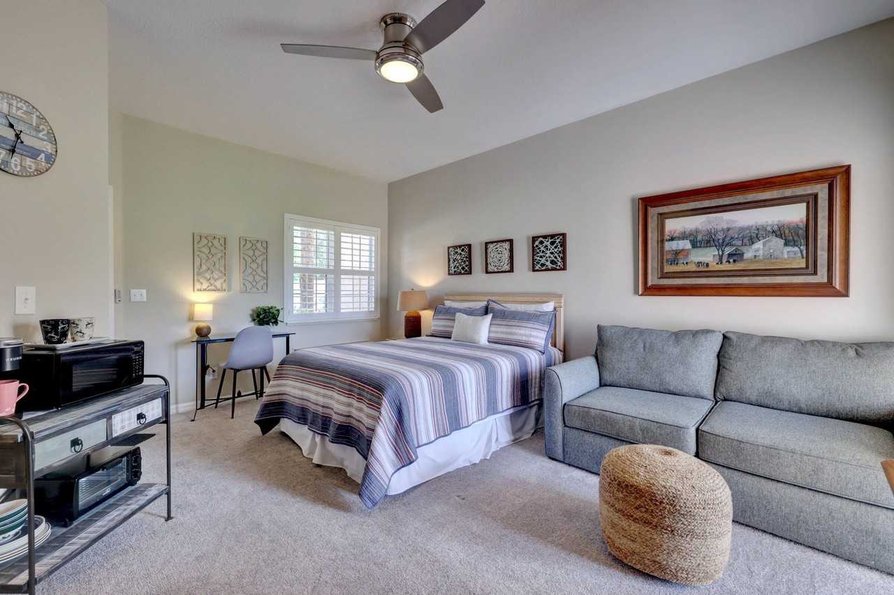 9813 Perfect Dr #B - Photo 2 of 44