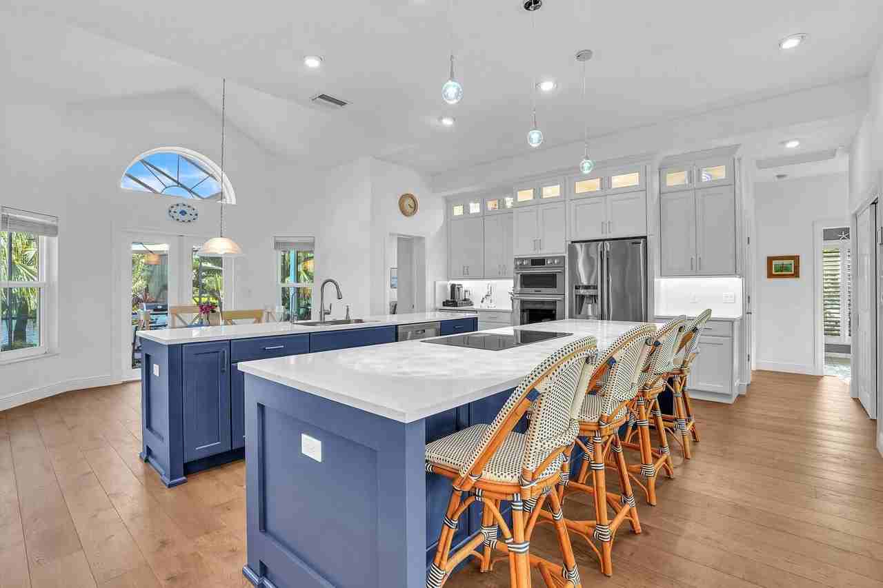 8951 Se Marina Bay Dr - Photo 7 of 50