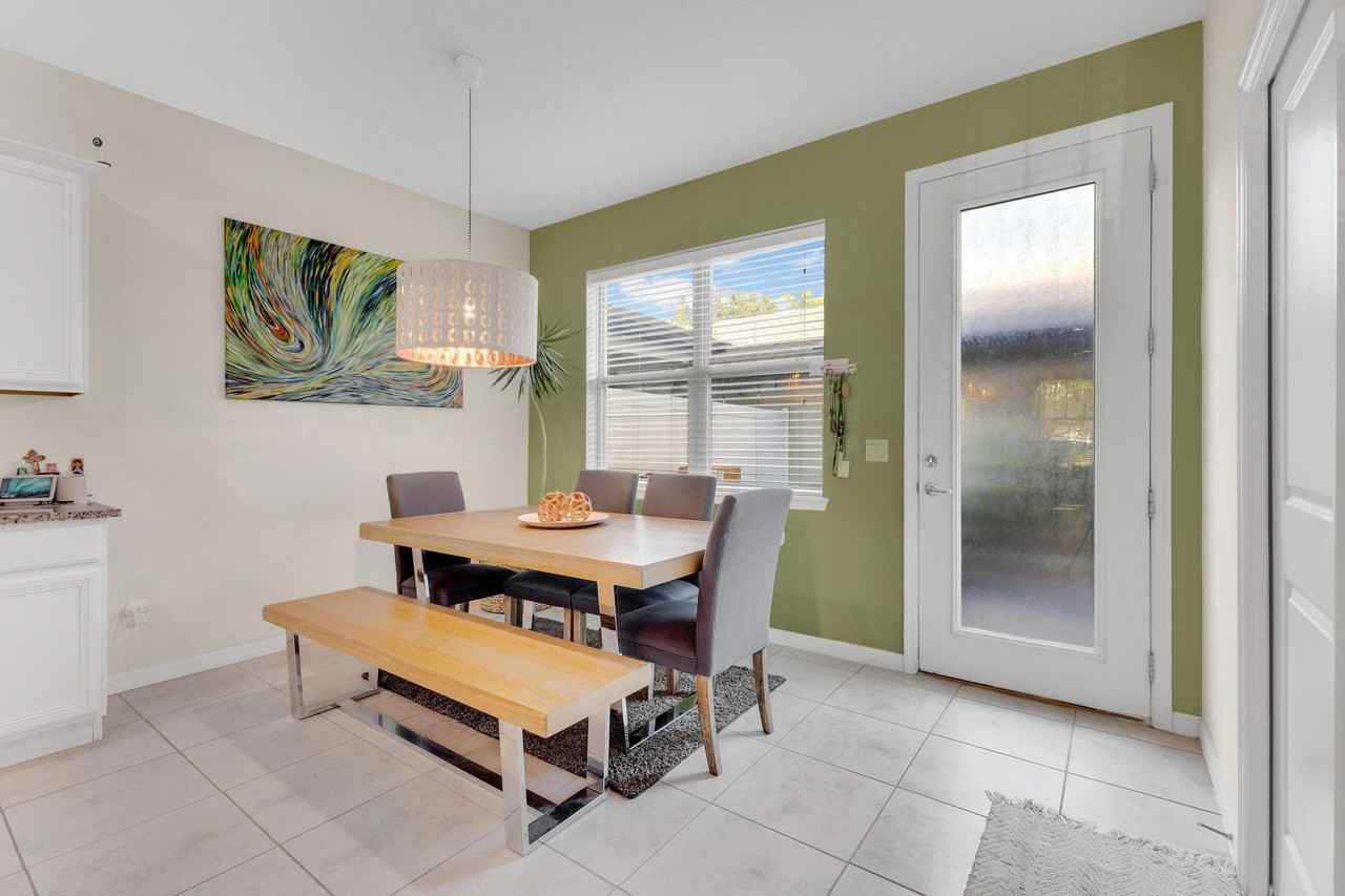 5120 Caspian St - Photo 6 of 30