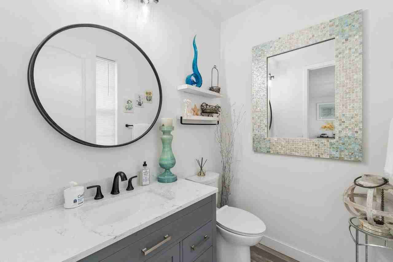 3643 Nw 5th Ter - Photo 6 of 28