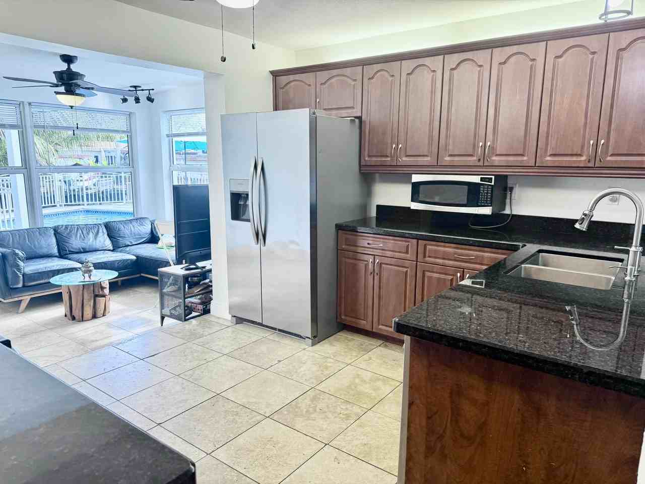 4540 Sw 28th Ter - Photo 6 of 30