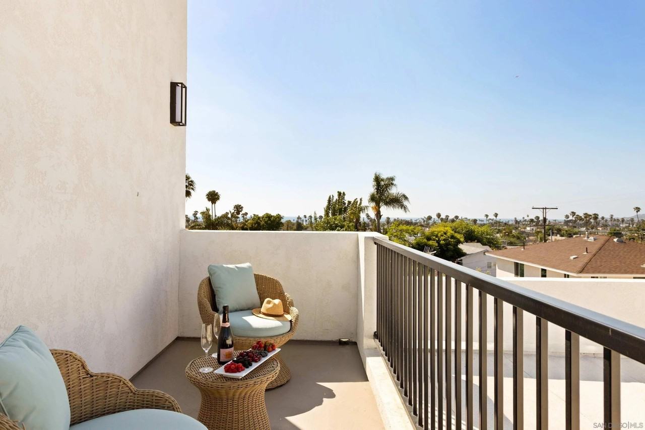 4614 Cape May Ave - Photo 5 of 27