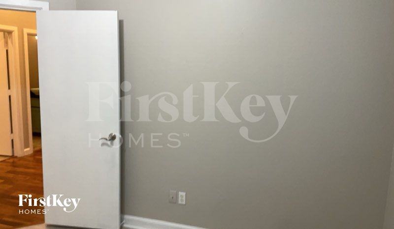 17313 Ridgewood Dr - Photo 6 of 11