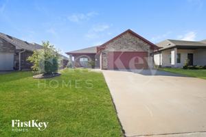 featured image of 4409 Hunterfield Ave