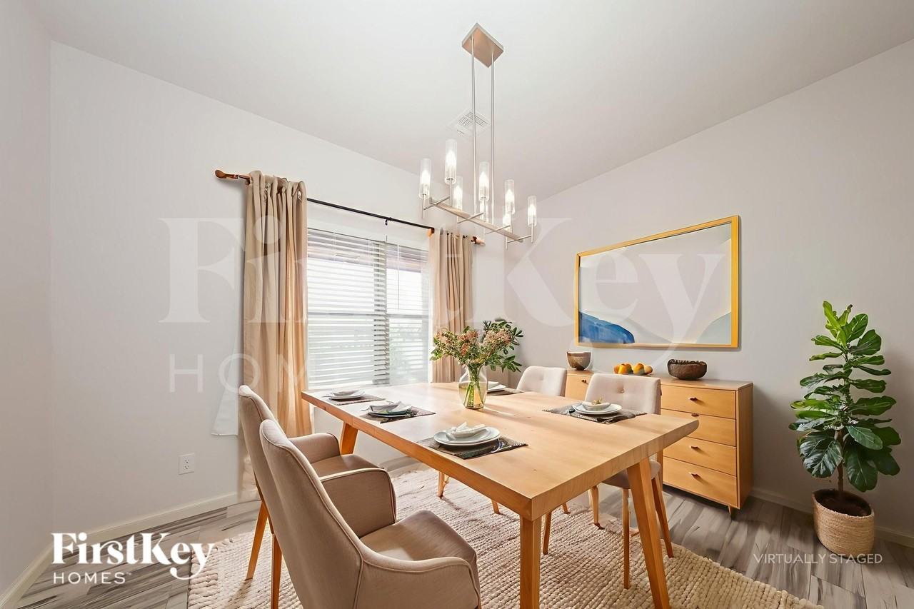 4409 Hunterfield Ave - Photo 7 of 19