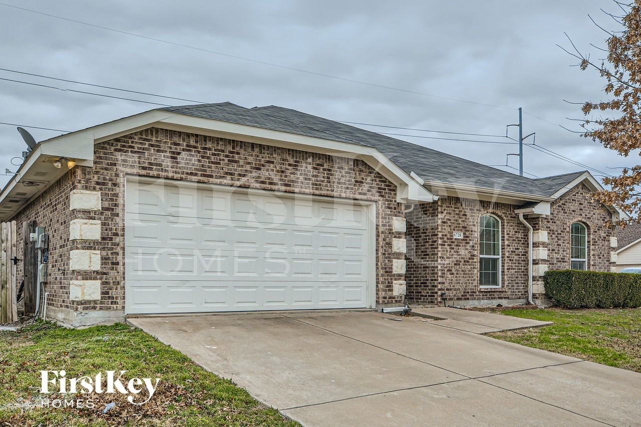 6728 Ohana Pl - Photo 2 of 28