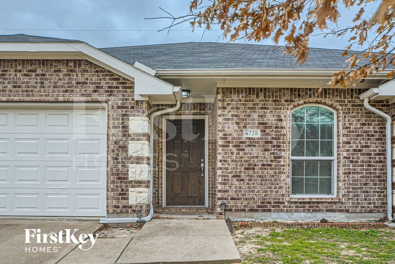 6728 Ohana Pl - Photo 3 of 28