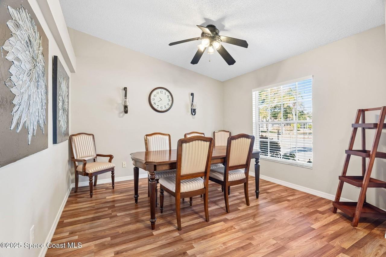 1015 Homewood Ave - Photo 5 of 33