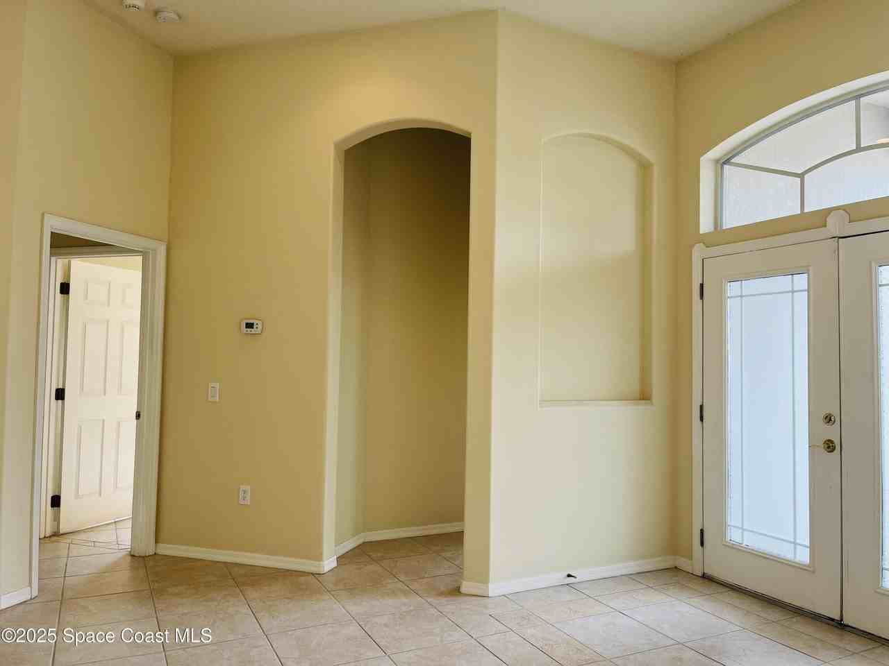 5810 Eagle Way - Photo 4 of 19