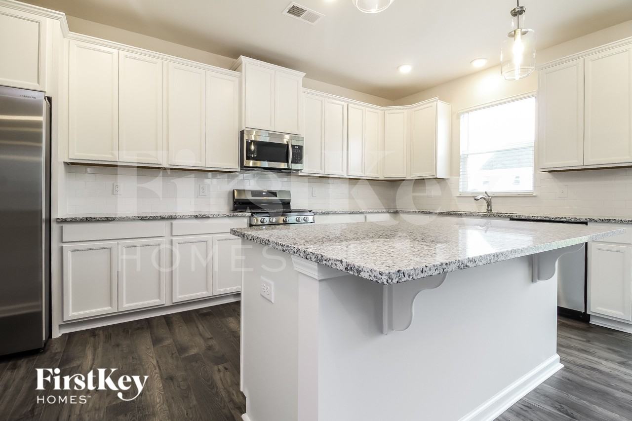 3 Ramblehurst Rd - Photo 5 of 16