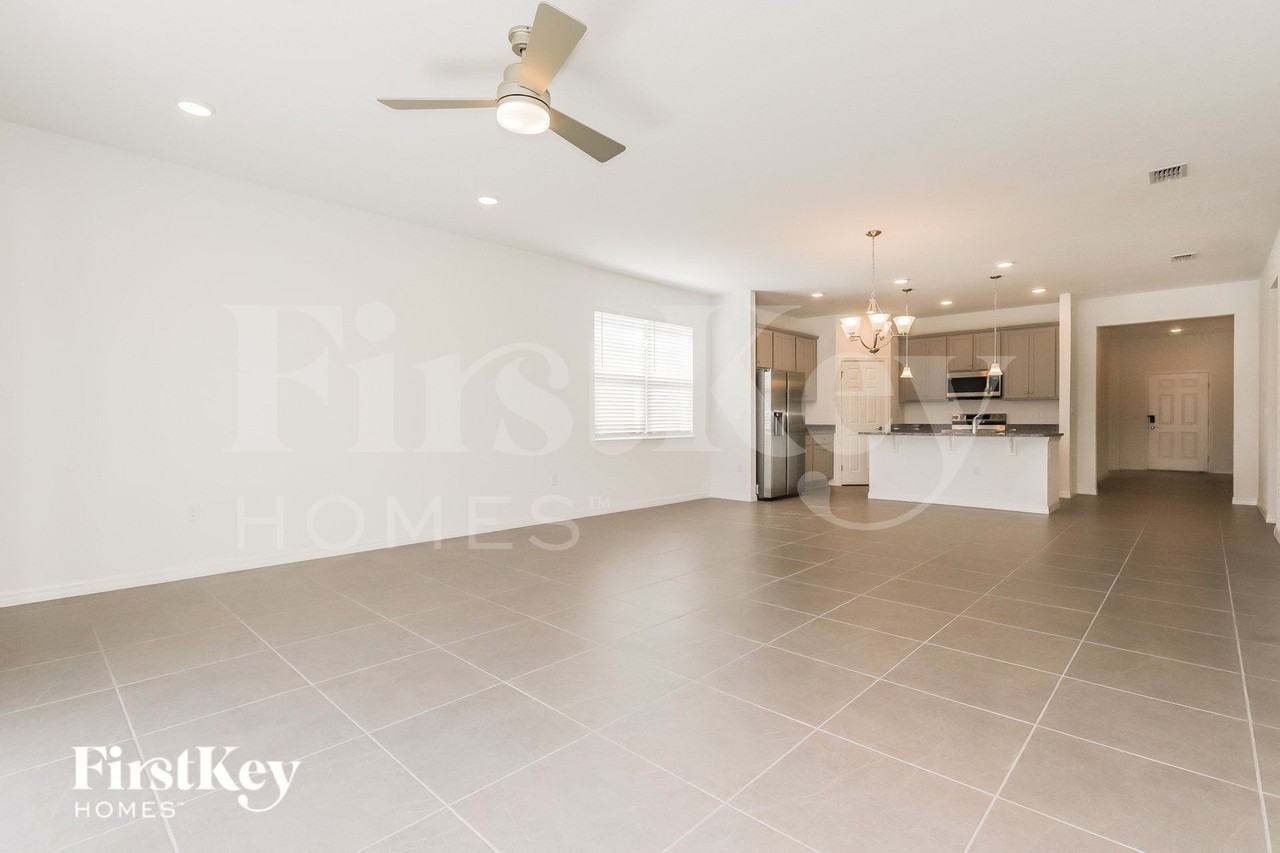 113 Windsor Reserve Dr - Photo 2 of 15