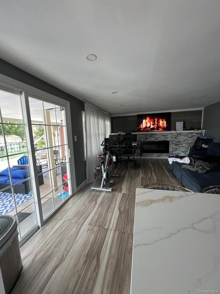 Nassau Ave - Photo 6 of 8