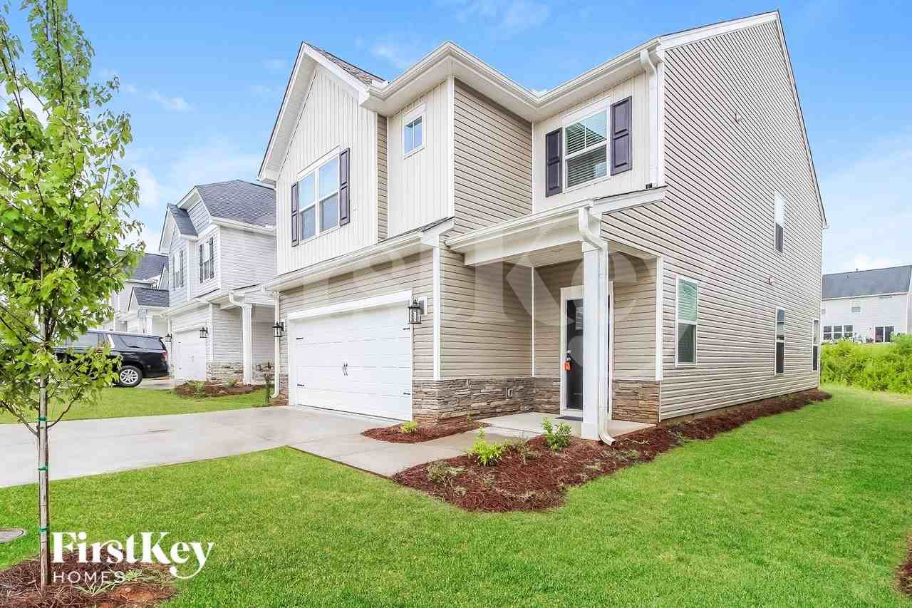 621 Goldburn Way - Photo 2 of 16