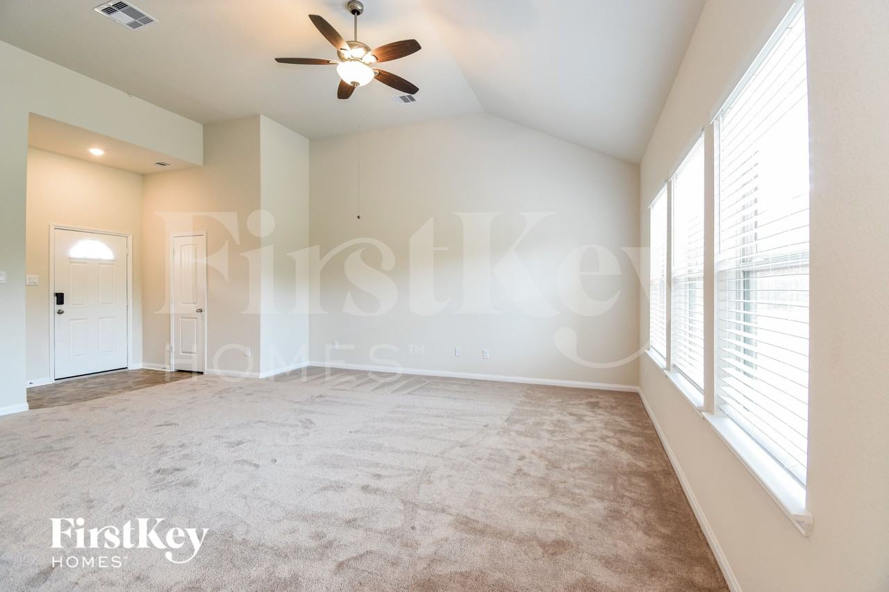 6459 Blimp Base Rd - Photo 3 of 15