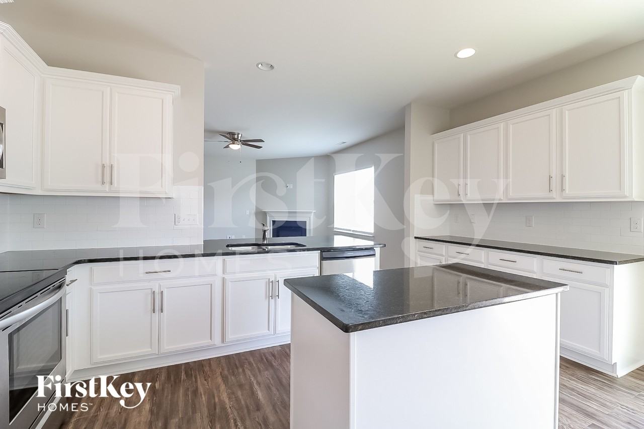 43 S Great White Way - Photo 6 of 15