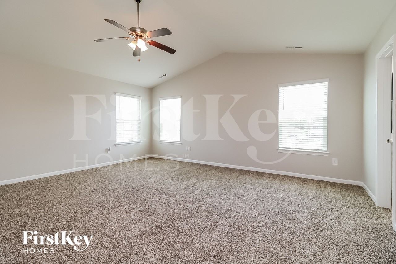 43 S Great White Way - Photo 7 of 15