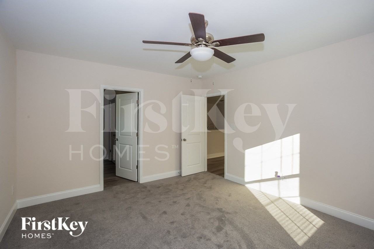 628 E Ketchie St - Photo 7 of 15