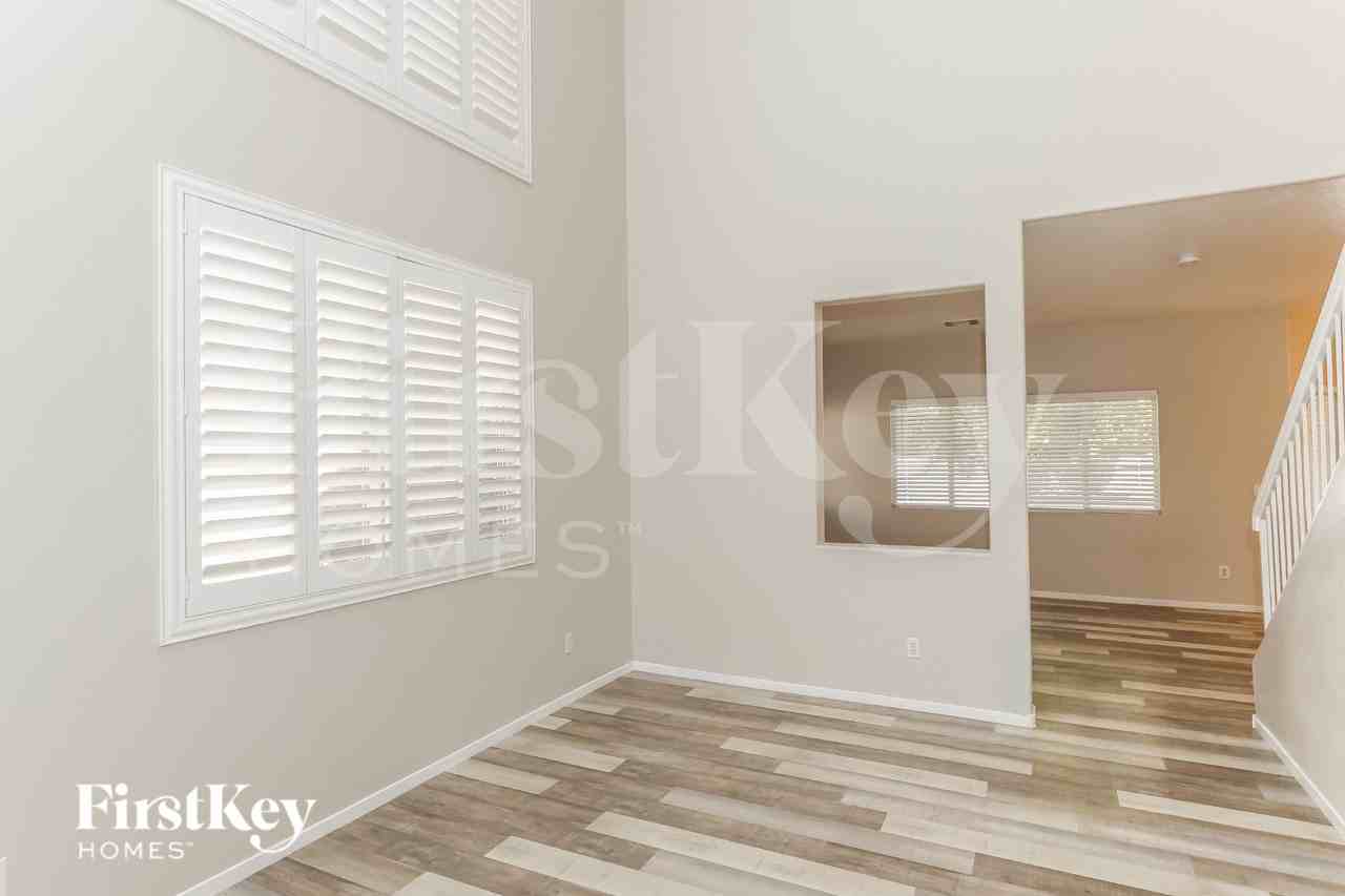 812 New Season Ct - Photo 3 of 15