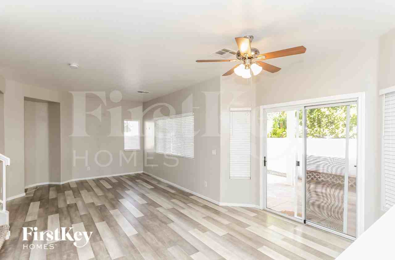 812 New Season Ct - Photo 6 of 15