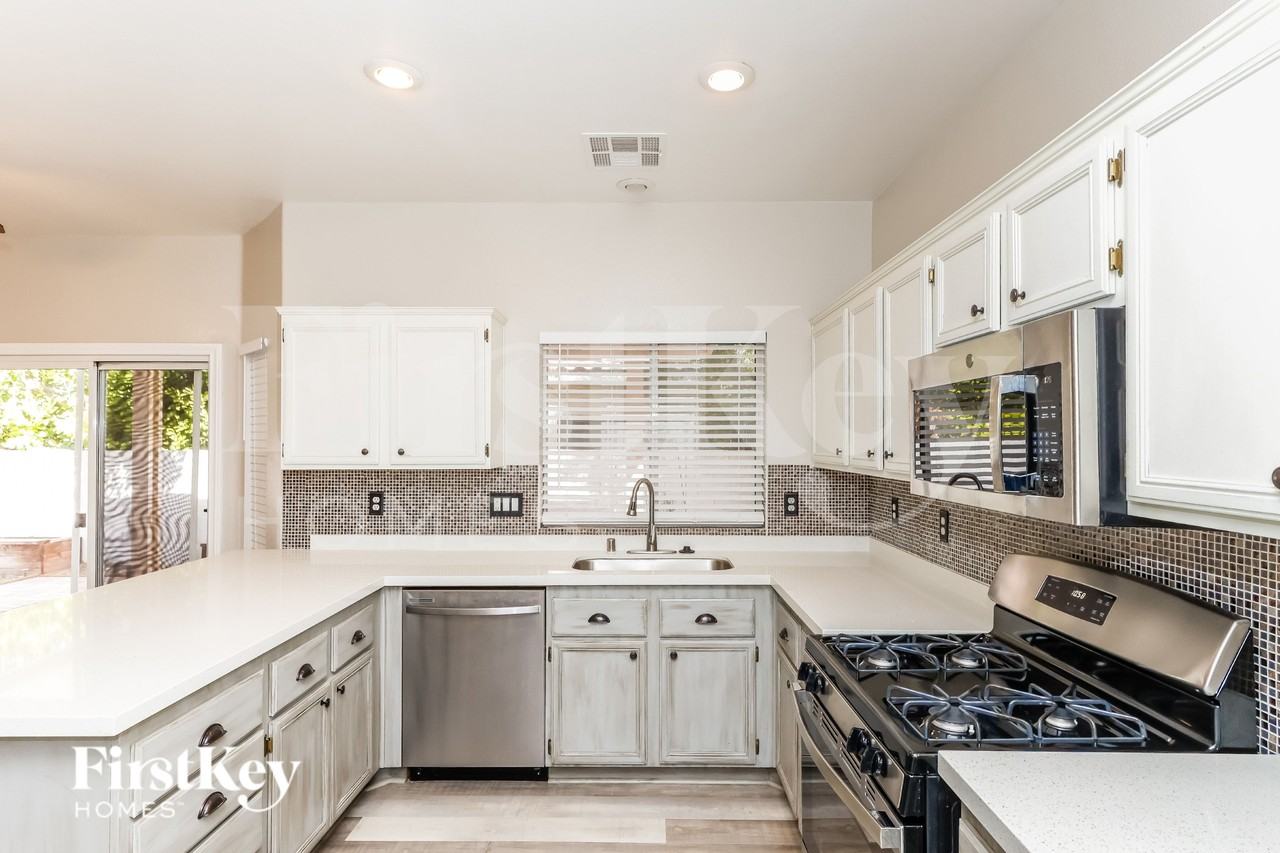 812 New Season Ct - Photo 7 of 15