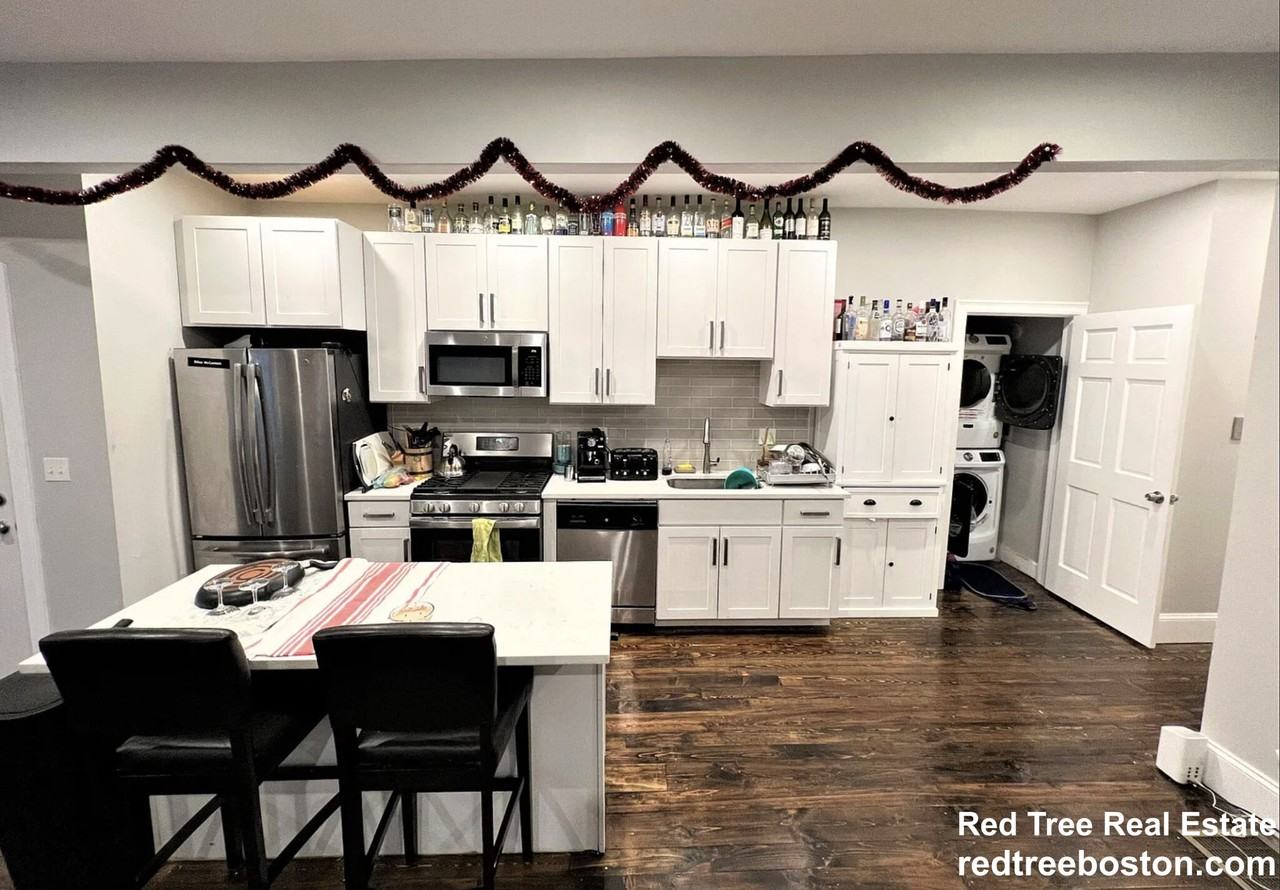 33 Wigglesworth St #1 - Photo 3 of 12