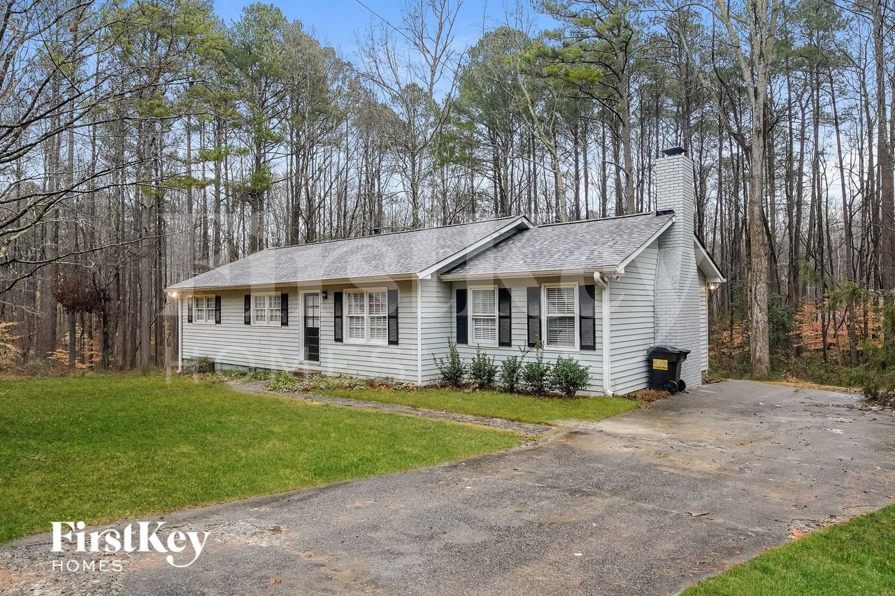 5292 Clarkview Dr - Photo 2 of 15