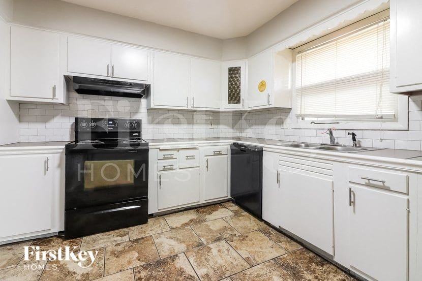 7120 Eastern Ave - Photo 7 of 16