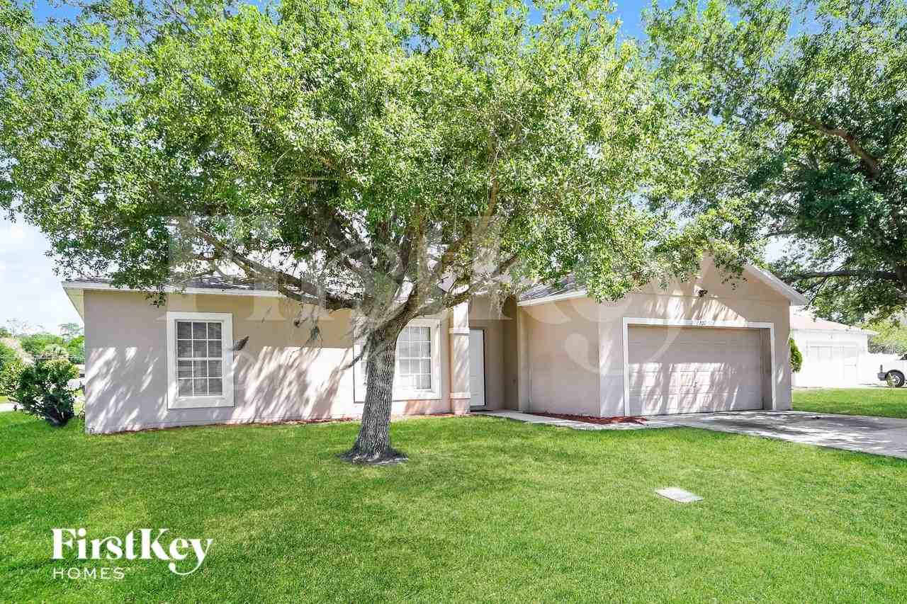 702 Cotulla Dr - Photo 2 of 16