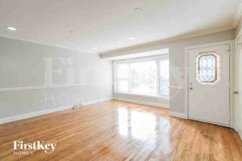 6627 S Keating Ave - Photo 3 of 15