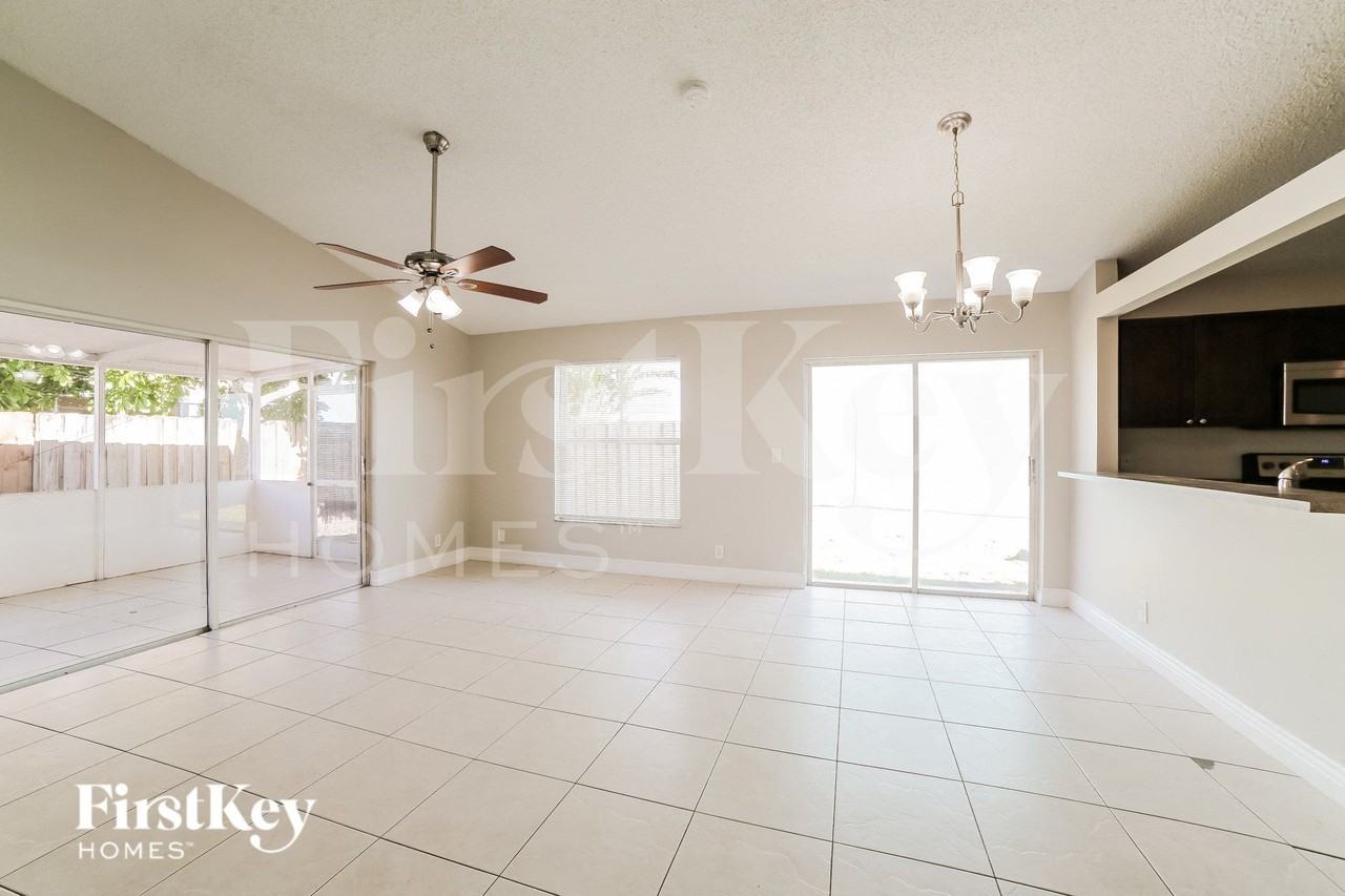 6429 French Angel Ter - Photo 4 of 16