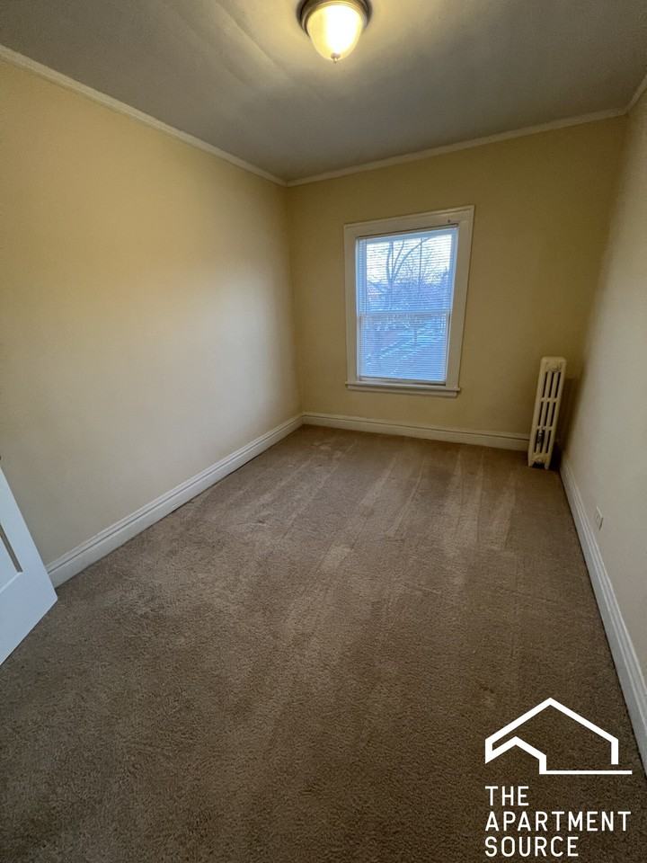 7212 Jackson Blvd #2E - Photo 6 of 14